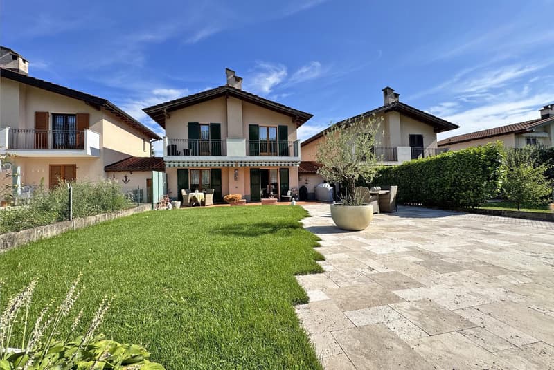 OCCASIONE-CASA 4.5 LOCALI CON GIARDINO E GROTTO A NOVAZZANO (5)