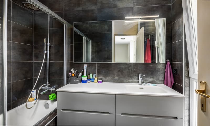 OCCASIONE - CASA 4.5 LOCALI CON GIARDINO A PONTE CAPRIASCA (8)