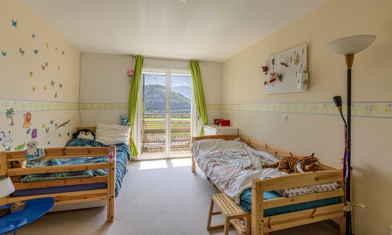 AMPIA VILLA 4.5 LOCALI CON TERRAZZA GIARDINO E VISTA AD AGNO (9)