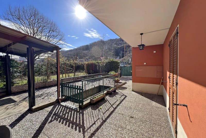 CASA UNIFAMILIARE DI 4.5 LOCALI CON GIARDINO A CHIASSO (2)
