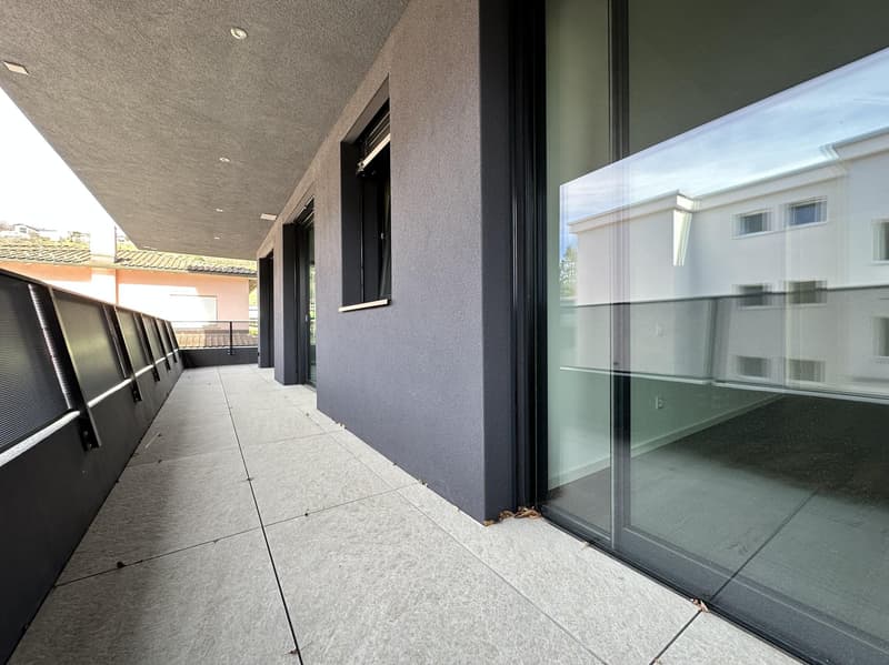 MODERNO ED AMPIO 2.5 LOCALI CON GRANDE TERRAZZA A CANOBBIO (6)