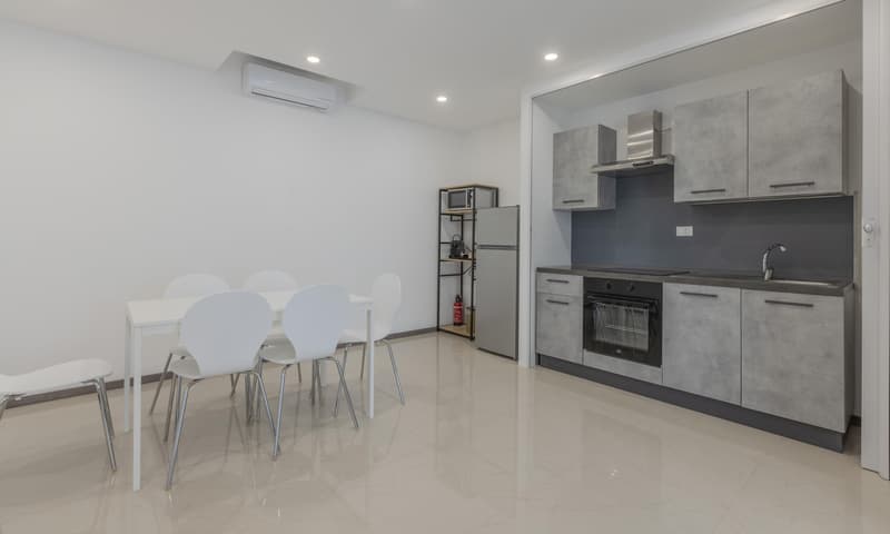 INVESTIMENTO IDEALE - RISTORANTE E HOTEL AVVIATI A MAGLIASO (3)
