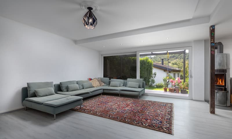 CASA A SCHIERA DI 4.5 LOCALI CON GIARDINO A PONTE CAPRIASCA (2)