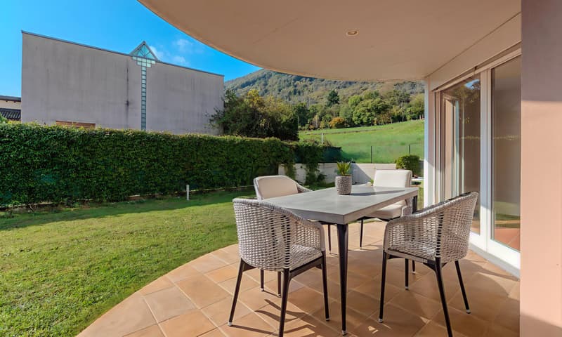 VILLA UNIFAMILIARE DI 5.5 LOCALI CON AMPIO GIARDINO A BEDANO (3)