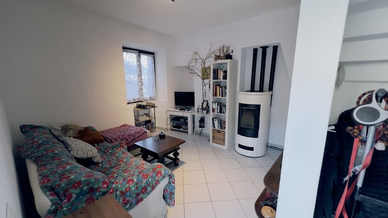 CASA DI 5 LOCALI INTERAMENTE RISTRUTTURATA A MIGLIEGLIA (2)
