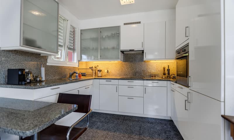 COMODA CASA 4.5 LOCALI NEL VERDE CON VISTA A BELLINZONA-DARO (6)