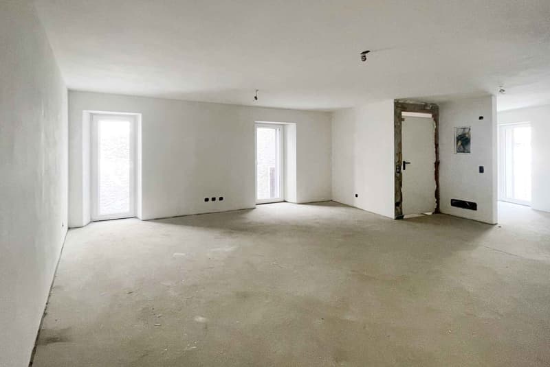 AMPIA CASA 6.5 LOCALI INTERAMENTE RISTRUTTURATA A MIGLIEGLIA (4)