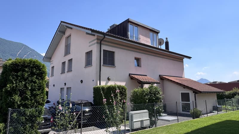 AMPIO E ACCOGLIENTE 2.5 LOCALI ULTIMO PIANO A CANOBBIO (8)