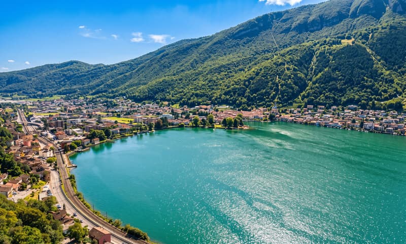 STUPENDA CASA 5.5 CON VISTA LAGO MOZZAFIATO A CAPOLAGO (4)