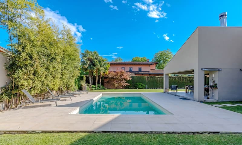 STUPENDA VILLA 7.5 LOCALI CON PISCINA A MAGLIASO (1)