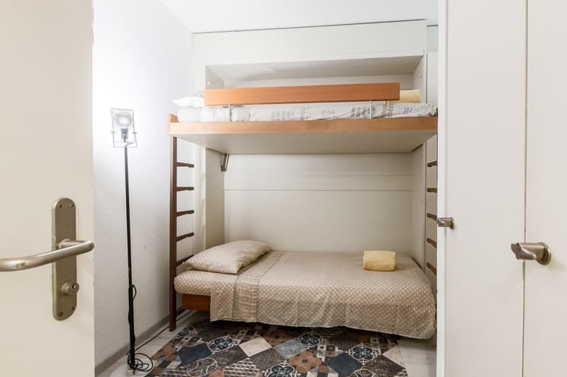 AFFITTASI 2.5 ARREDATO IN RESIDENCE CON PISCINA A BISSONE (7)