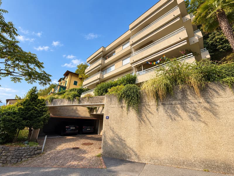 ELEGANTE 3.5 LOCALI CON TERRAZZA E VISTA LAGO A RUVIGLIANA (9)