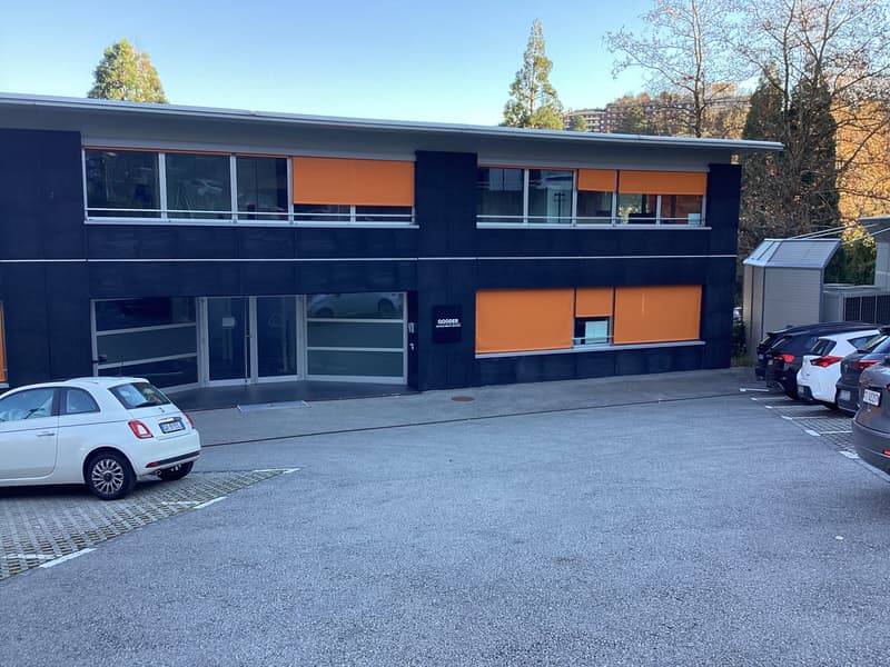 AFFITTASI AREE COMMERCIALI IN STABILE MODERNO A VACALLO (3)