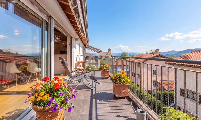 MODERNO ATTICO DI 3.5 LOCALI CON TERRAZZA A VILLA LUGANESE (2)