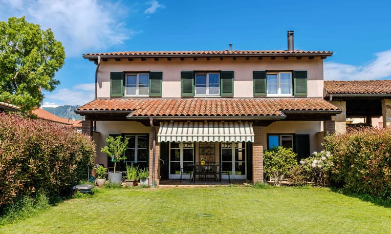 MAGNIFICA CASA 5.5 LOCALI CON GIARDINO A GENESTRERIO (1)