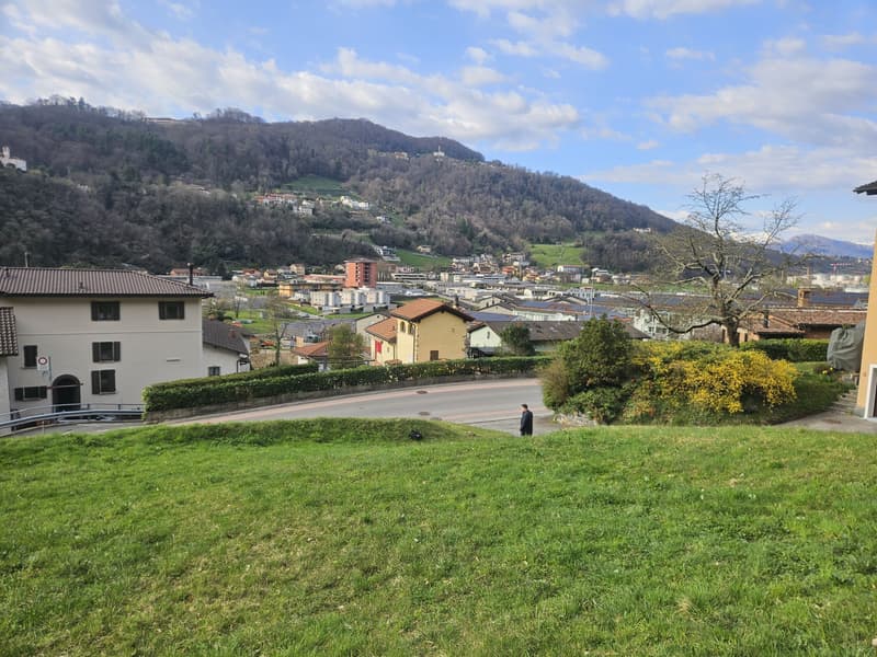 TERRENO EDIFICABILE DI 1000 MQ CON VISTA APERTA A BARBENGO (2)