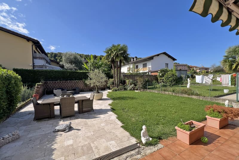 OCCASIONE-CASA 4.5 LOCALI CON GIARDINO E GROTTO A NOVAZZANO (1)