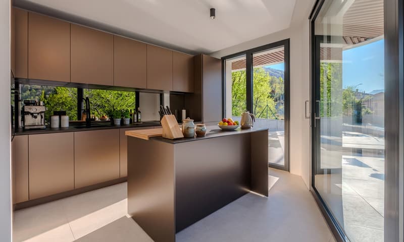 STUPENDA VILLA VISTA LAGO CON POSTO BARCA A BRUSINO ARSIZIO (4)