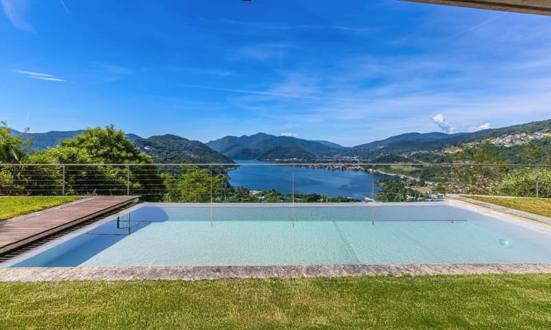 ESCLUSIVA VILLA 5.5 CON PISCINA E VISTA MOZZAFIATO A MUZZANO (2)