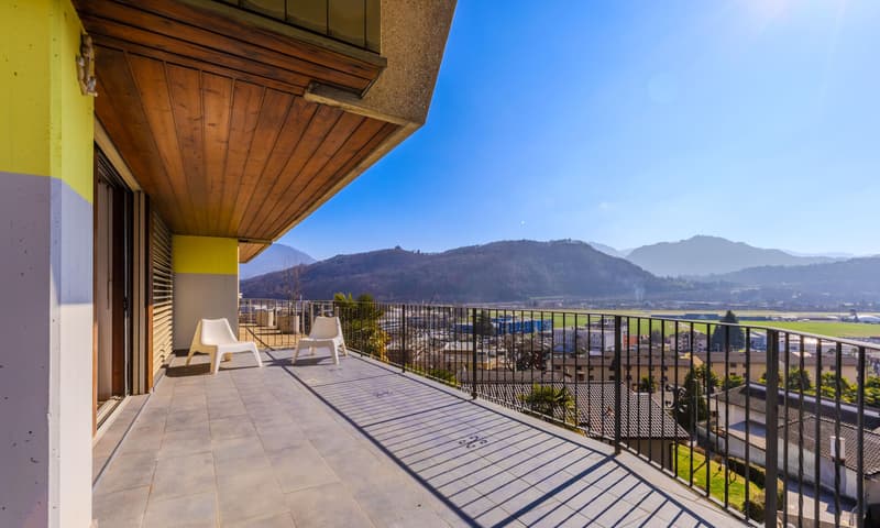 STUPENDA VILLA GEMELLA 5.5 CON VISTA LAGO PARZIALE AD AGNO (2)