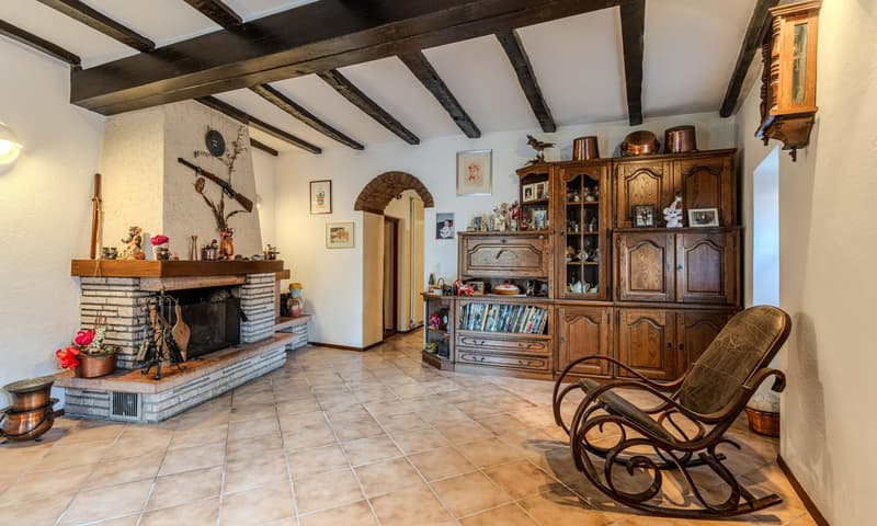 GRANDE CASA RUSTICA DI CHARME DI 4.5 LOCALI A CABBIO (4)