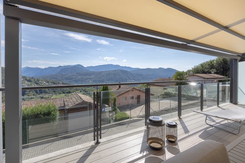 BELLISSIMA E MODERNA CASA 4.5 LOCALI CON VISTA LAGO A PURA (3)