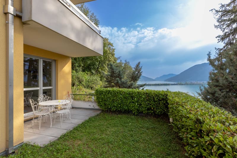 STUPENDO 2.5 LOCALI VISTA LAGO CON GIARDINO A BISSONE (3)