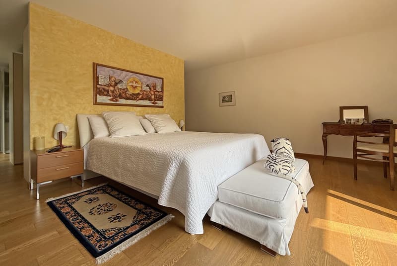 STUPENDA VILLA 5.5 CON VISTA LAGO E PISCINA INTERNA A PURA (13)