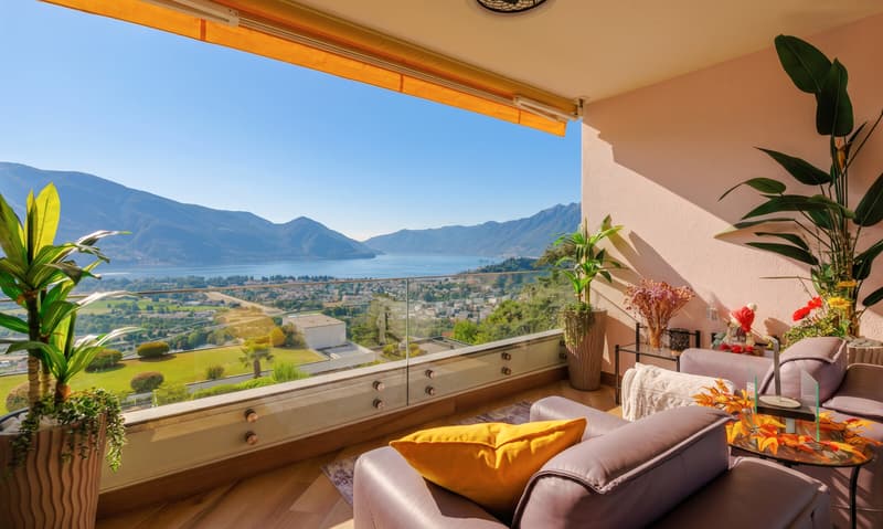 ESCLUSIVO 3.5 ARREDATO VISTA LAGO CON PISCINA A LOCARNO (1)