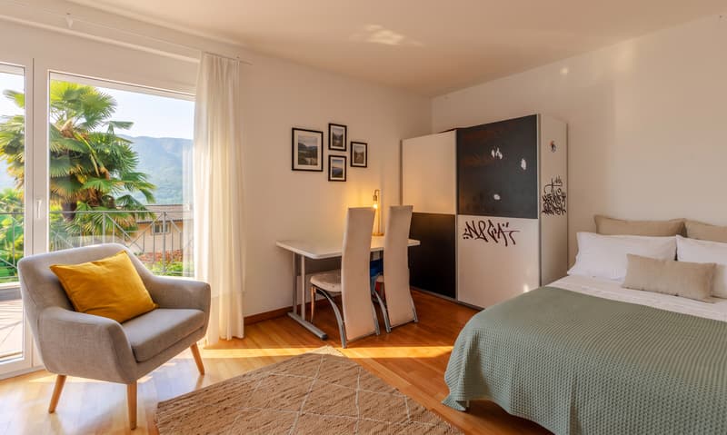 SPLENDIDA VILLA 7.5 LOCALI CON GIARDINO PRIVATO A MONTEGGIO (5)