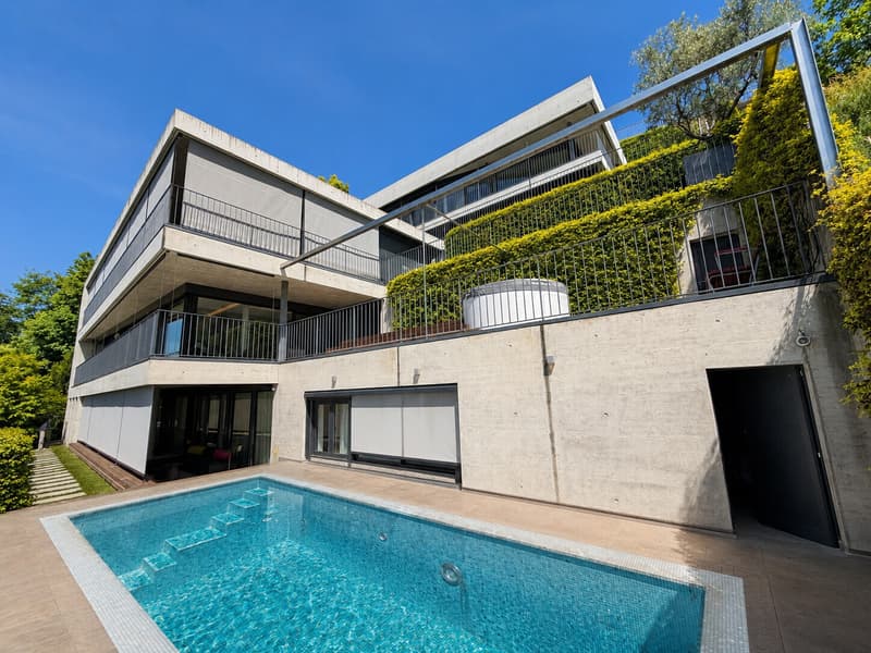 LUSSUOSO APPARTAMENTO DI 8.5 LOCALI VISTA LAGO A VIGANELLO (3)
