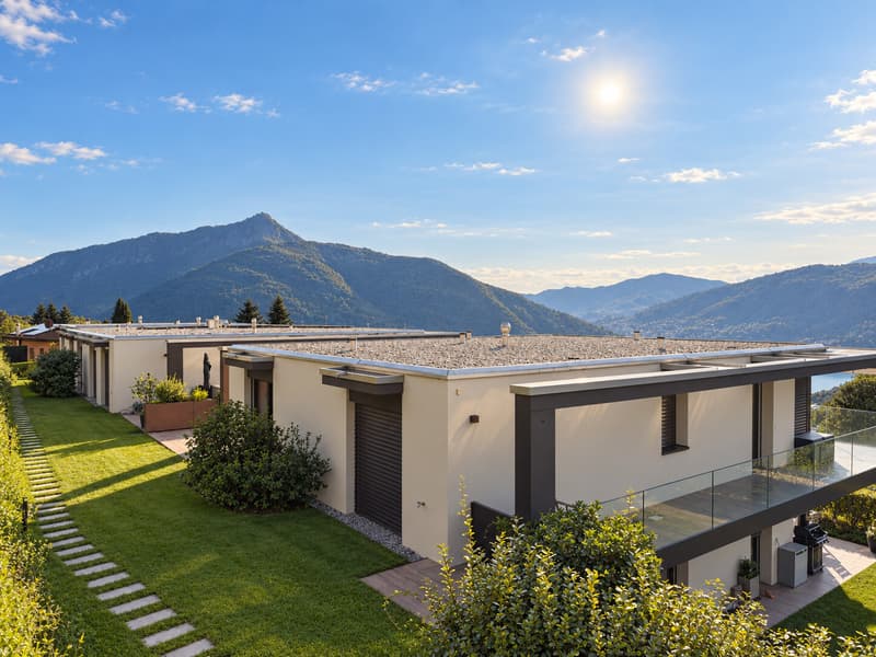 NUOVO ATTICO 2.5 LOCALI CON TERRAZZA VISTA LAGO A ROVIO (9)