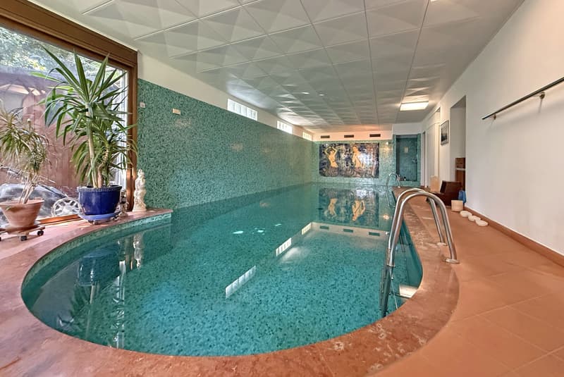 BELLA VILLA 5.5 LOCALI VISTA LAGO CON PISCINA INTERNA A PURA (9)
