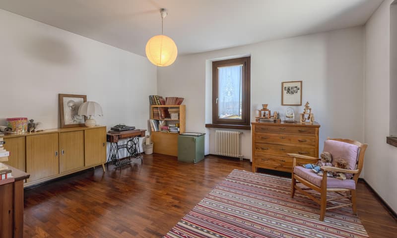 AMPIA E PITTORESCA CASA DI 7.5 LOCALI CON GIARDINO A VACALLO (7)