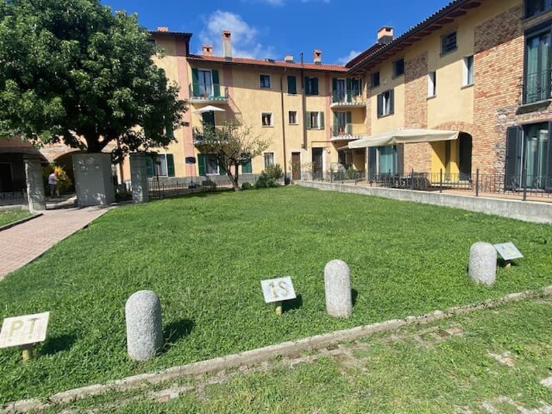 COMODO 2.5 LOCALI RISTRUTTURATO IN RUSTICO TOSCANO A STABIO (4)