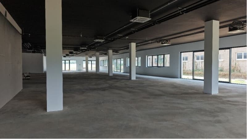 NUOVO SPAZIO ARTIGIANALE/COMMERCIALE MODULABILE A MENDRISIO (6)
