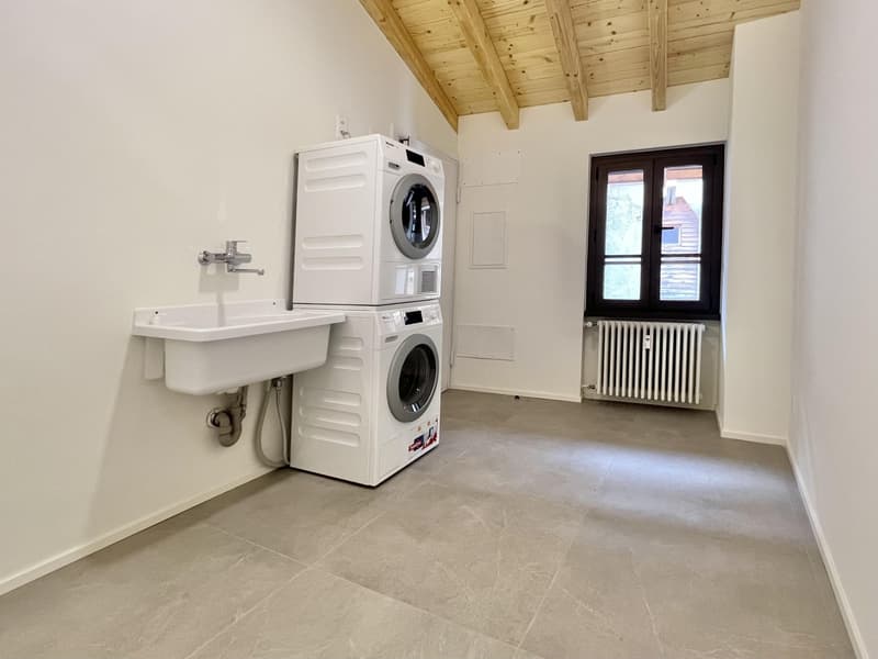 AFFITTASI GRAZIOSO 2.5 LOCALI CON BALCONE A RIVA SAN VITALE (7)