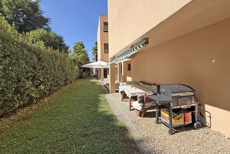 BELLISSIMO 3.5 LOCALI INTERAMENTE RINOVATO A LUGANO SUD (8)
