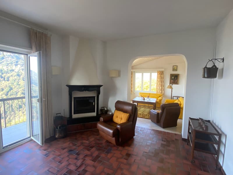 CASA DI 2 APPARTAMENTI CON VISTA PANORAMICA IN VAL DI MUGGIO (2)