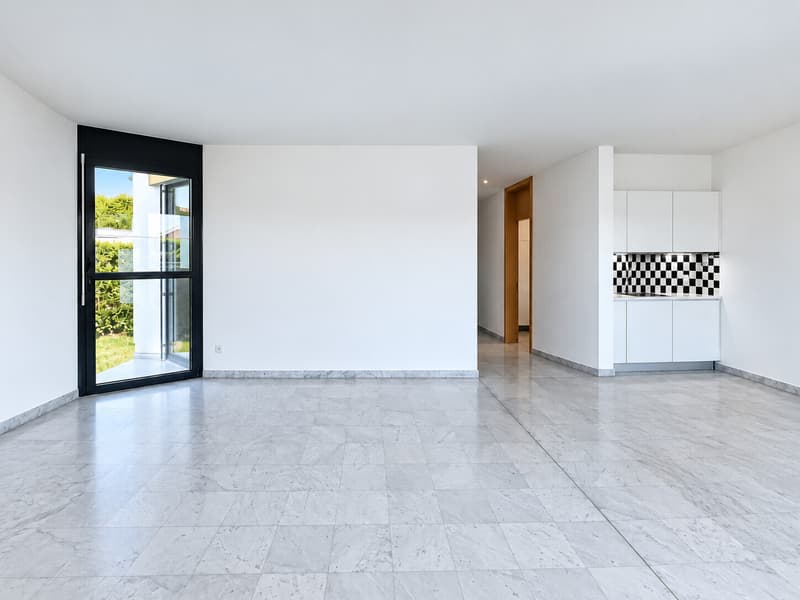 AFFITTASI MODERNO 4.5 LOCALI CON GIARDINO PRIVATO A CARABBIA (5)