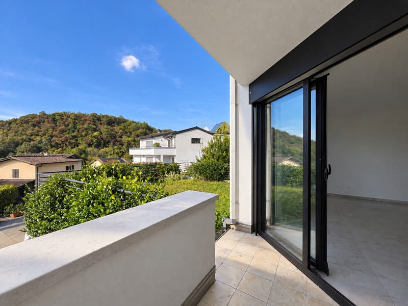 AFFITTASI MODERNO 4.5 LOCALI CON GIARDINO PRIVATO A CARABBIA (7)