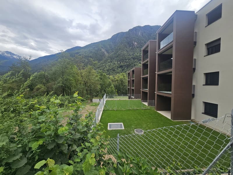 AFFITTASI NUOVO E BELLISSIMO 3.5 LOCALI A LUMINO (8)