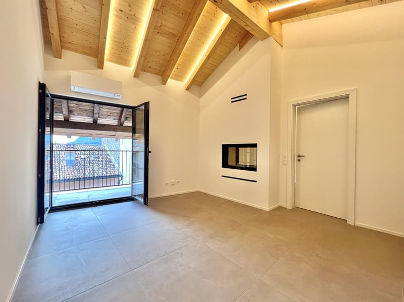 AFFITTASI GRAZIOSO 2.5 LOCALI CON BALCONE A RIVA SAN VITALE (1)