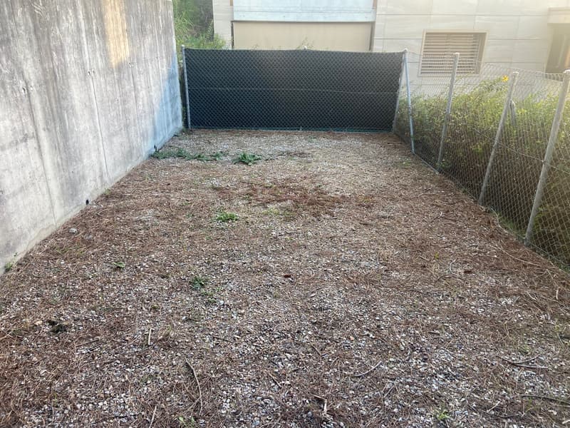 2.5 LOCALI DI RECENTE COSTRUZIONE CON GIARDINO A BALERNA (5)