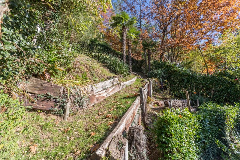 SPLENDIDA CASA DI 3.5 LOCALI CON TERRAZZE A PONTE TRESA (9)