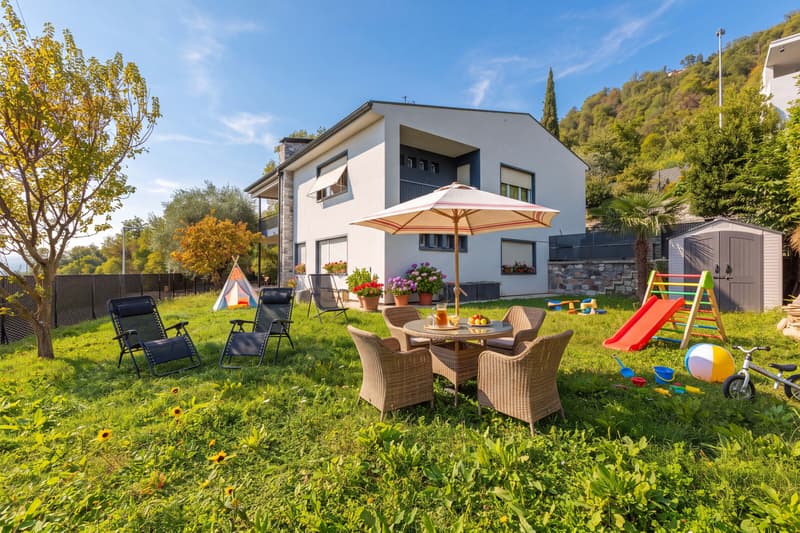 VILLA INDIPENDENTE RISTRUTTURATA CON VISTA APERTA A VACALLO (13)