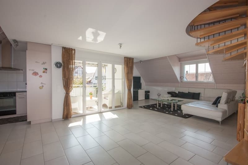Tolle 3.5-Zimmer-Maisonettewohnung mit Charme (2)