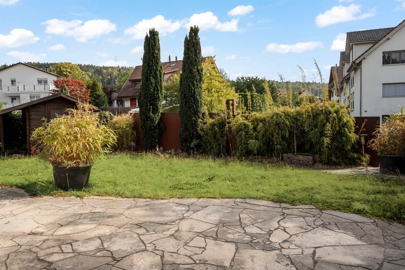 Renovierte 2.5 Zimmer-Gartenwohnung mit Wellnessbereich (13)
