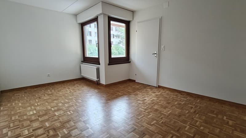 Renovierte 3.5 Zi-Wohnung beim Irchelpark zu vermieten (7)