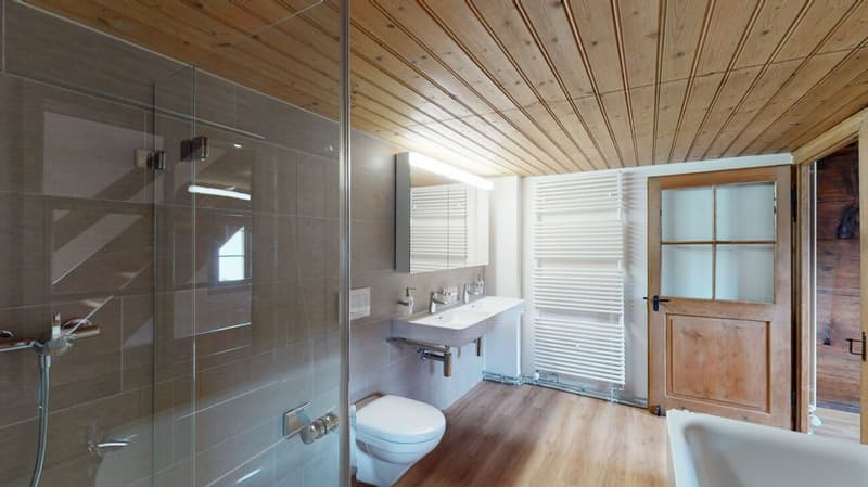 Charmantes 6.5-Zimmer-EFH mit Einliegerwohnung - attraktive Kapitalanlage oder spätere Eigennutzung (5)